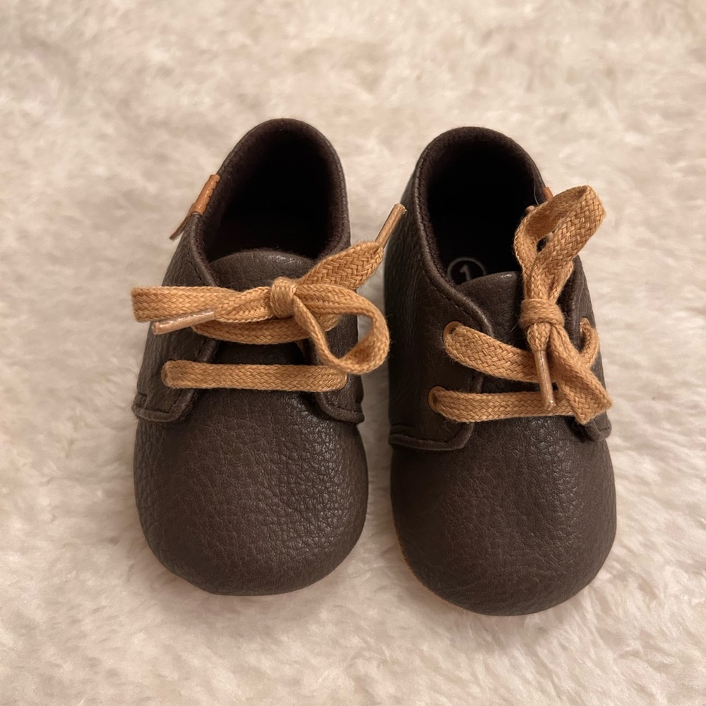 Unknown brand, never been worn booties!